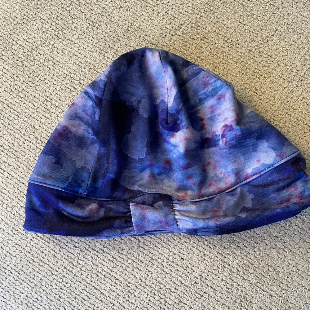 Zakti Blue and Purple Tie-Dye Beanie